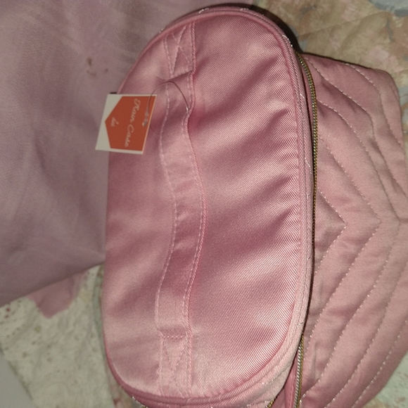 Train case - Picture 2 of 4